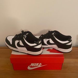 Nine Panda Dunk Lows Size 6Y